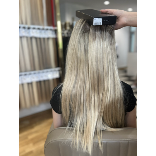Natūralūs prisegami plaukų tresai šviesios blondinės atspalvio su tamsesnėmis šaknimis (Air Touch perėjimas), SR Air Blonde
