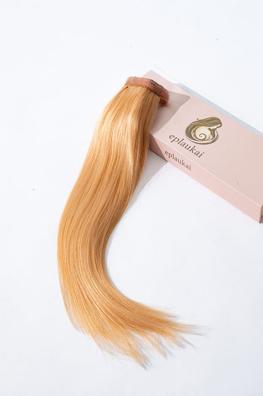 Prisegami natūralių plaukų tresai – šilta persikinė blondinė (27)
