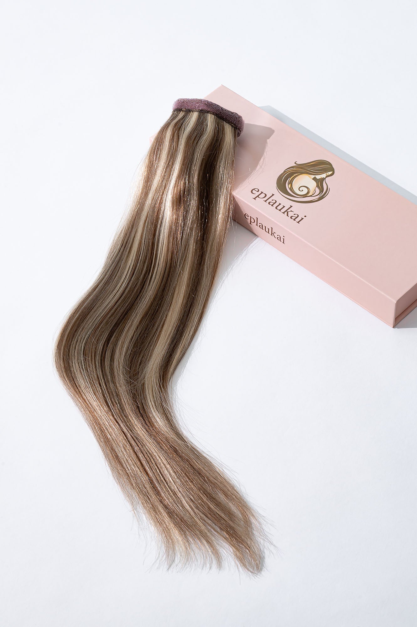 Prisegami natūralių plaukų tresai – šalta blondinė su balayage į labai šviesią blondinę (B 10/613)