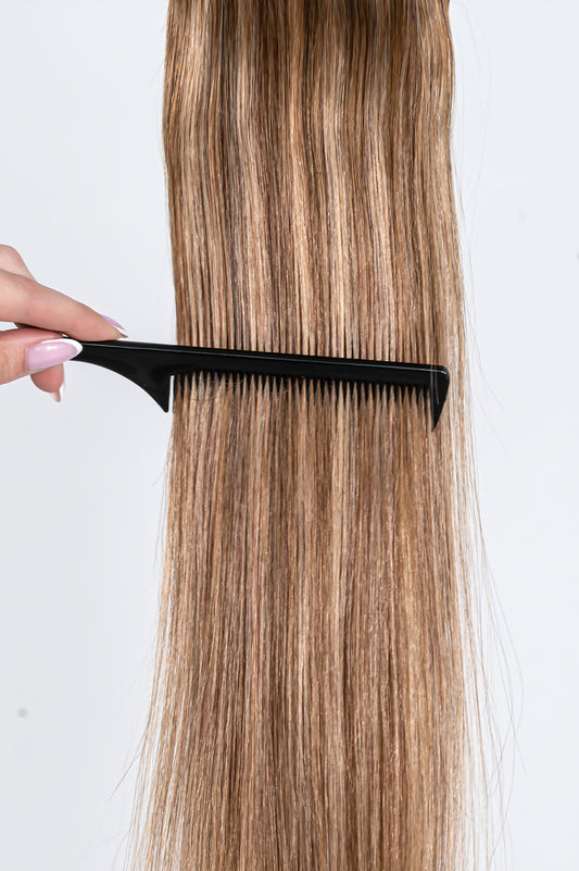 Prisegami natūralių plaukų tresai – tamsesnė auksinė blondinė su balayage sruogelėmis (B 12/20)