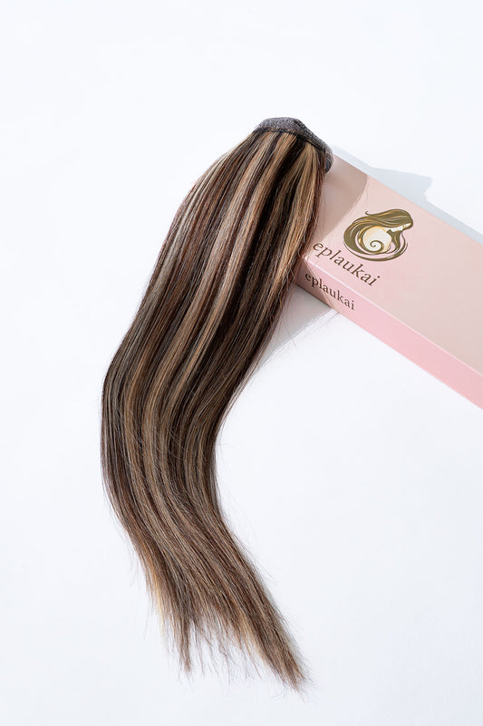 Prisegami natūralių plaukų tresai – tamsiai ruda su balayage į šviesią medaus blondinę (B 2/20)