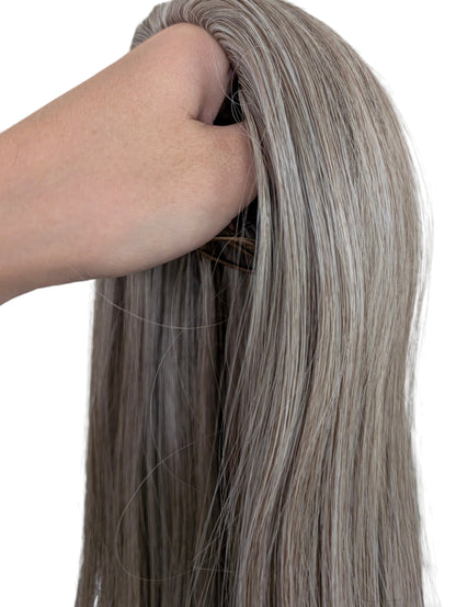 Prisegama plaukų uodega šampaninės blondinės spalvos 71 cm, 138 g. Champagne Bl nr. (Premium Futura pluoštas)