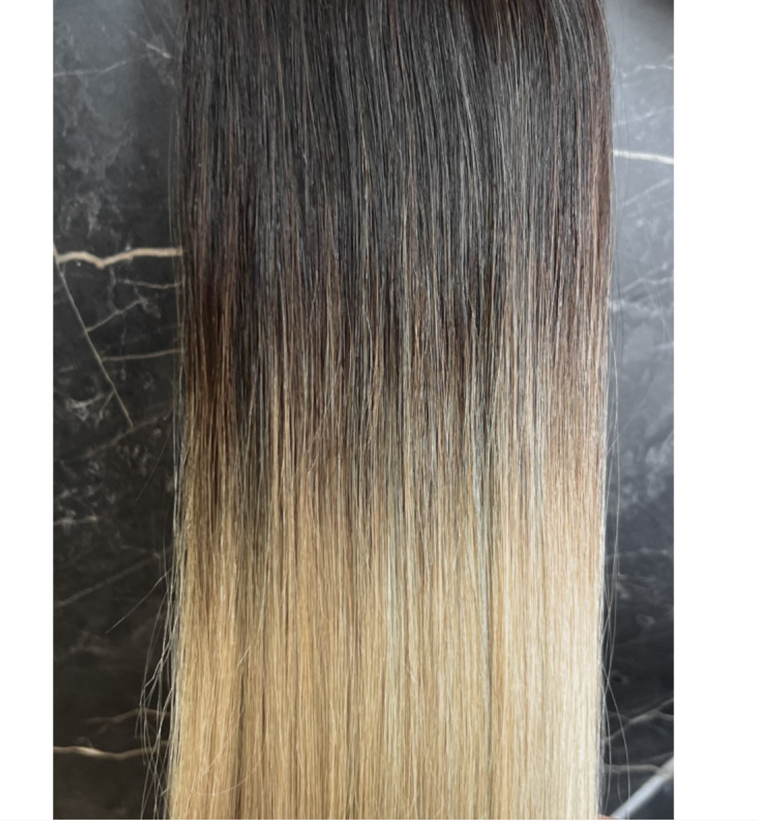 Prisegami natūralių plaukų tresai – tamsiai ruda su ombre į šviesią rudą (O 2–20)